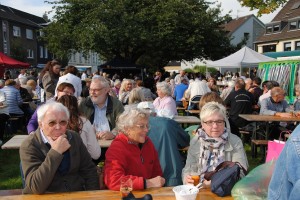 Bauernmarkt 2015 06    