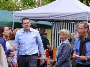 maifest_121